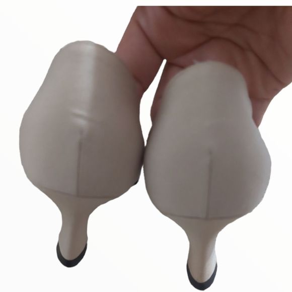 YVES Saint Laurent Satin Champagne Kitten Heels Wedding - Picture 11 of 14